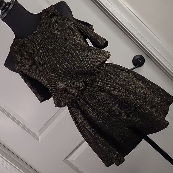 One Clothing  Los Angeles black & gold romper sz S, cold shoulder - Picture 1 of 16